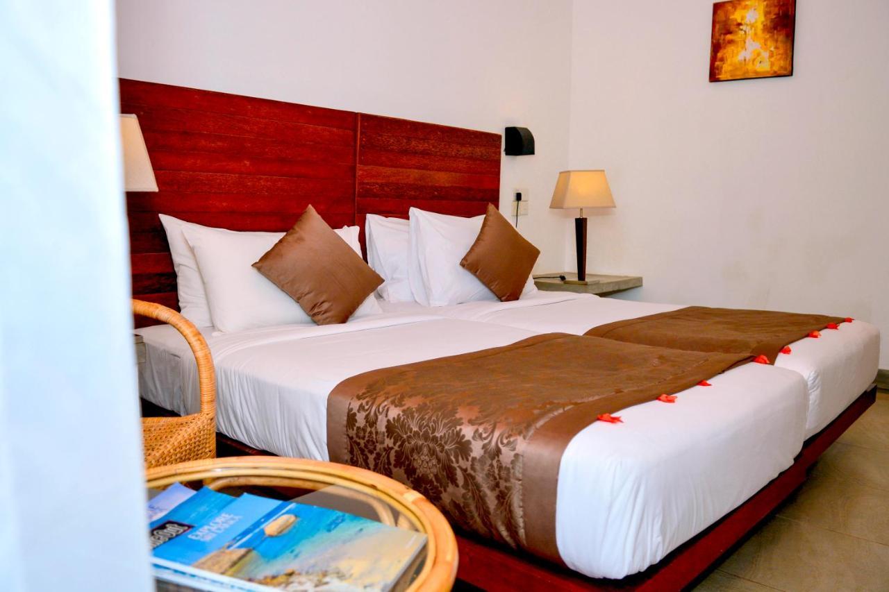 Amaranthe Bay Resort & Spa Тринкомале Екстериор снимка