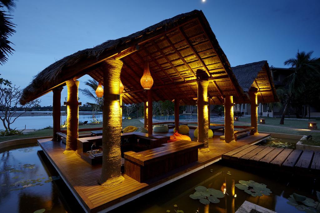 Amaranthe Bay Resort & Spa Тринкомале Екстериор снимка