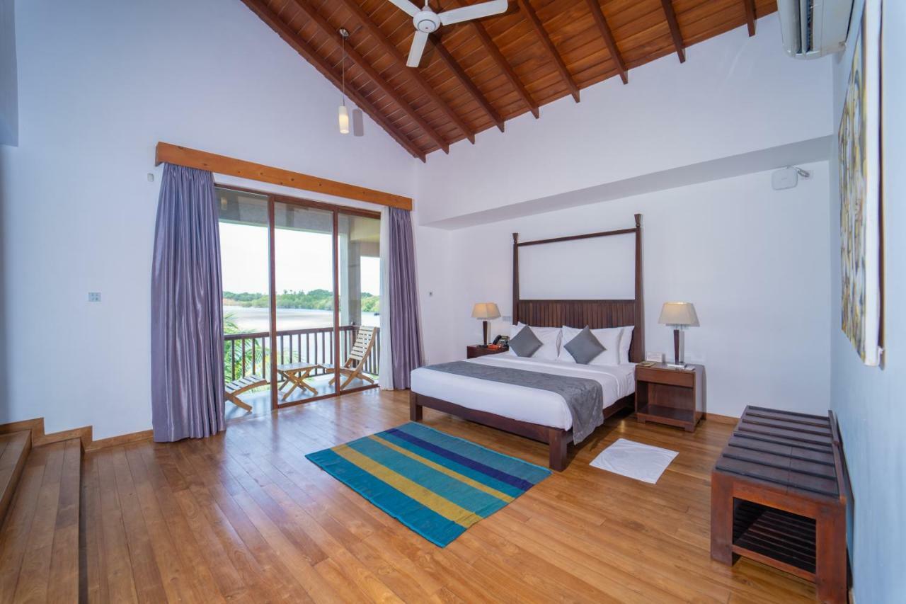 Amaranthe Bay Resort & Spa Тринкомале Екстериор снимка